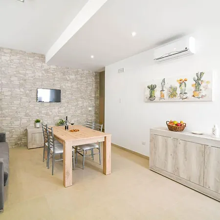 Lejlighed Laura By Interhome *